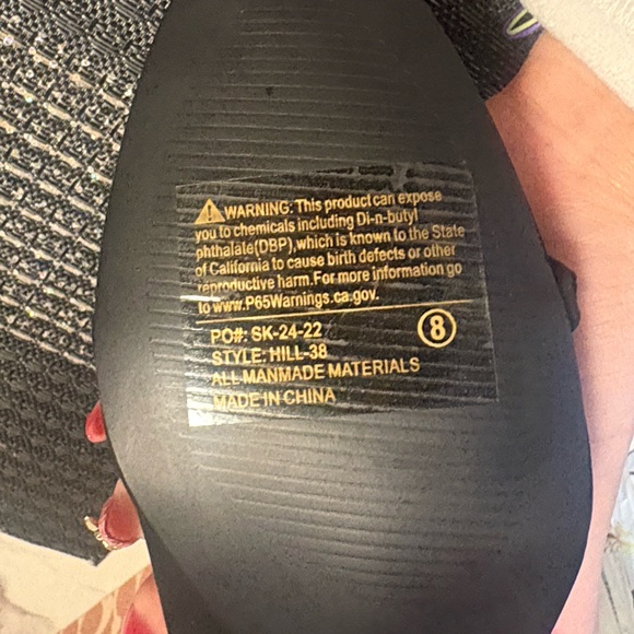 Forever 21 Black Ankle Strap Flats - Picture 4 of 4